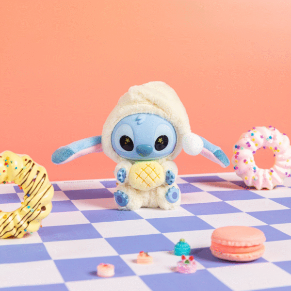 Stitch Comendo algo antes de dormir - Imagem 5